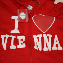 Laden Sie das Bild in den Galerie-Viewer, Kinder Sweatshirt mit Kapuze "I love Vienna" Rot